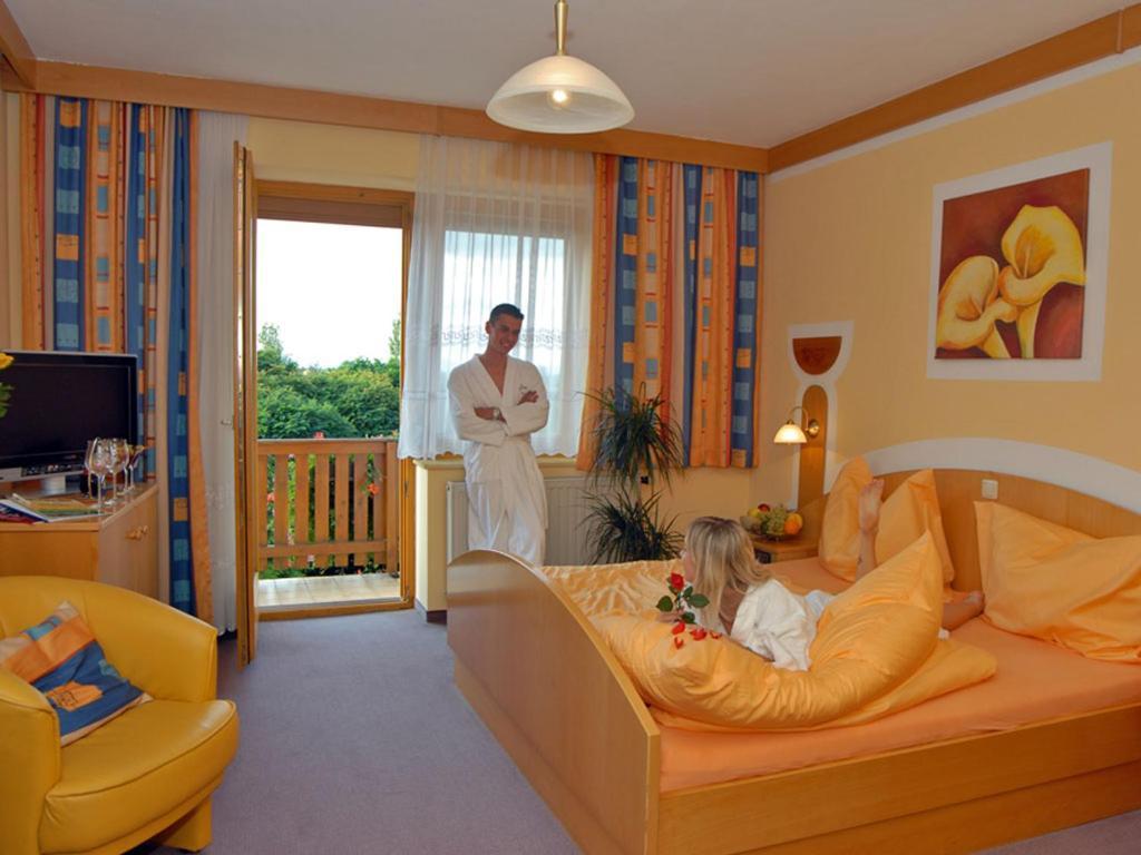 ホテル Dreilandhof Fürstenfeld エクステリア 写真