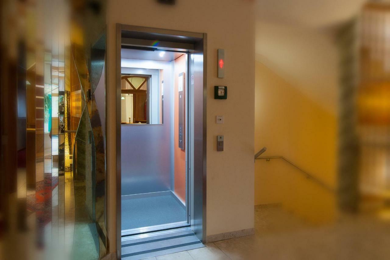 ホテル Dreilandhof Fürstenfeld エクステリア 写真